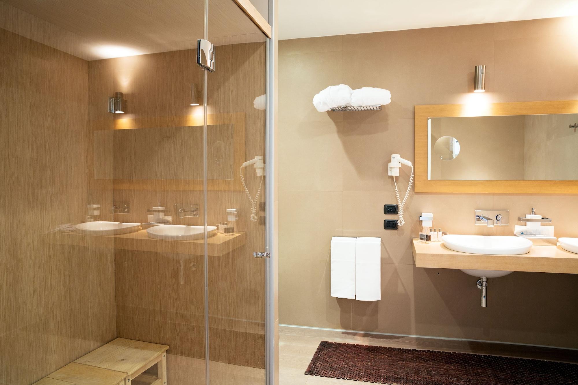 Mediterraneo Palace Hotel Рагуза Екстериор снимка