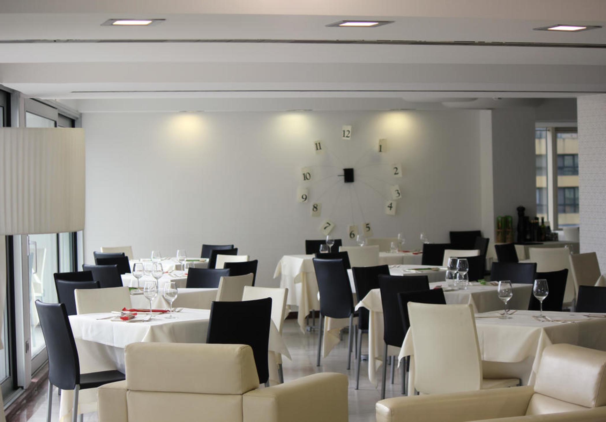 Mediterraneo Palace Hotel Рагуза Екстериор снимка